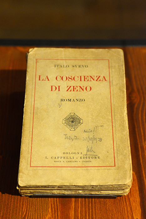 La prima edizione della "Coscienza di Svevo" di Italo Svevo di proprietà di Umberto Saba